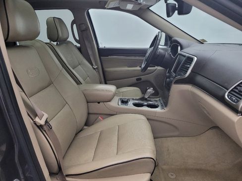 Used 2017 Jeep Grand Cherokee Overland image 21