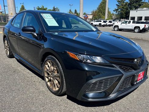 Certified 2024 Toyota Camry SE AWD/4WD image 3