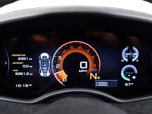 Used 2020 McLaren 600LT Spider RWD image 23