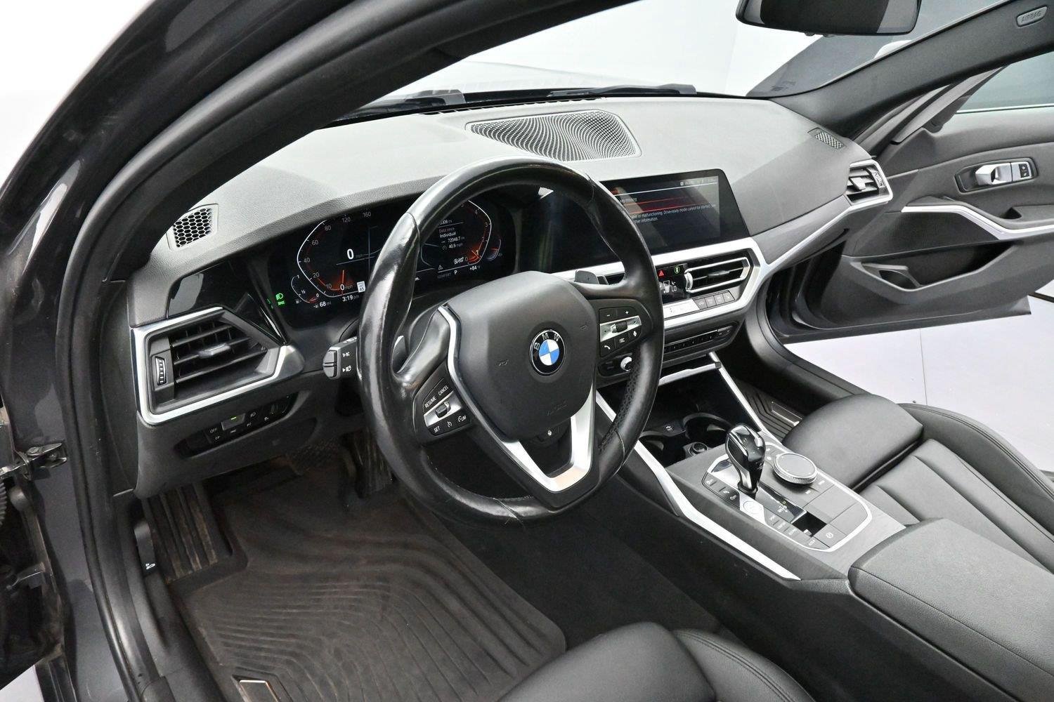 Used 2021 BMW 330i xDrive Sedan w/ Convenience Package AWD/4WD image 13