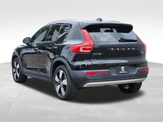 Used 2020 Volvo XC40 T5 Momentum w/ Protection Package Premier AWD/4WD image 5