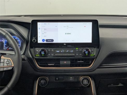 Certified 2026 Toyota Grand Highlander AWD Hybrid image 37