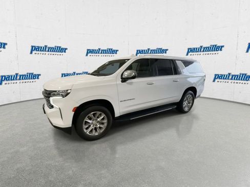 Used 2022 Chevrolet Suburban Premier AWD/4WD image 5
