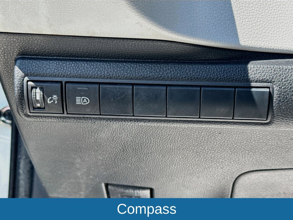Used 2019 Toyota Corolla XSE FWD image 11