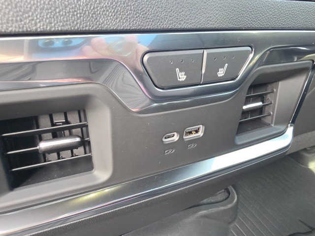 New 2026 Chevrolet Silverado 2500 High Country w/ High Country Premium Package AWD/4WD image 28