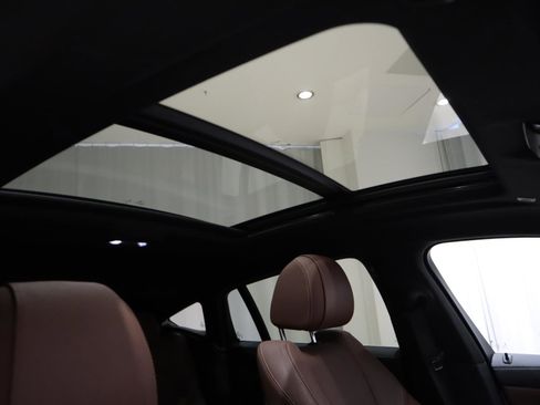 Certified 2014 Ferrari 458 Spider image 62