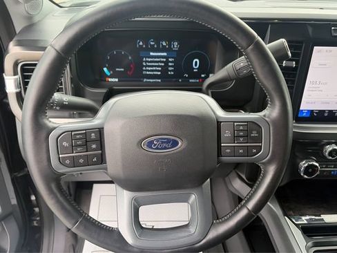 Used 2024 Ford F250 Lariat w/ Lariat Ultimate Package AWD/4WD image 16