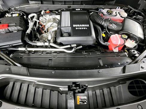 New 2026 GMC Yukon AT4 w/ AT4 Premium Plus Package image 2