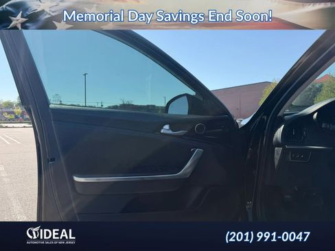 Used 2019 Kia Stinger RWD image 21