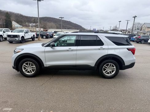 New 2026 Ford Explorer Active AWD/4WD image 4