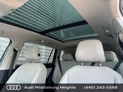 Used 2019 Volkswagen Tiguan SE w/ Panoramic Sunroof Package AWD/4WD image 36