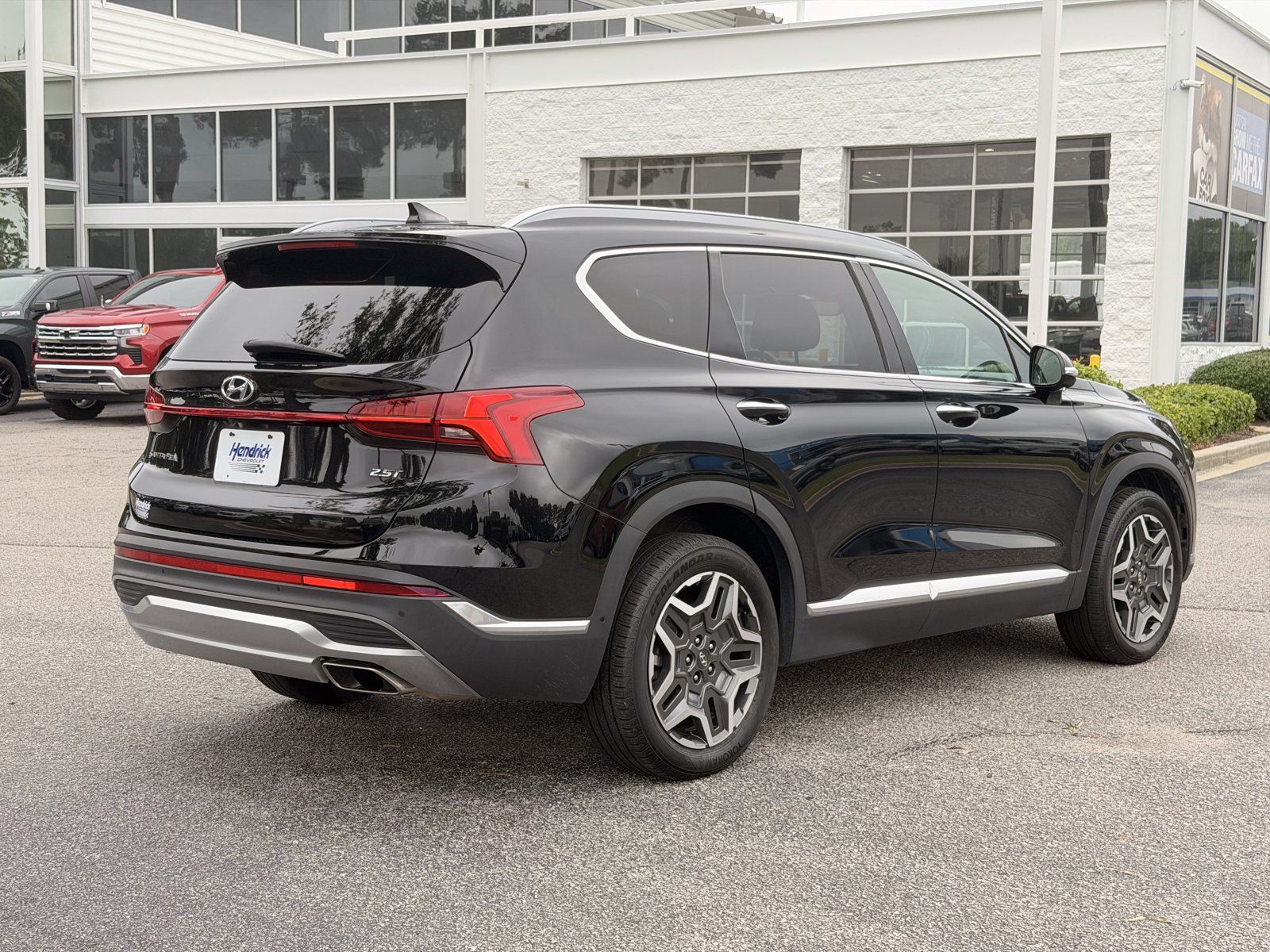 Used 2022 Hyundai Santa Fe Limited w/ Cargo Package FWD image 12