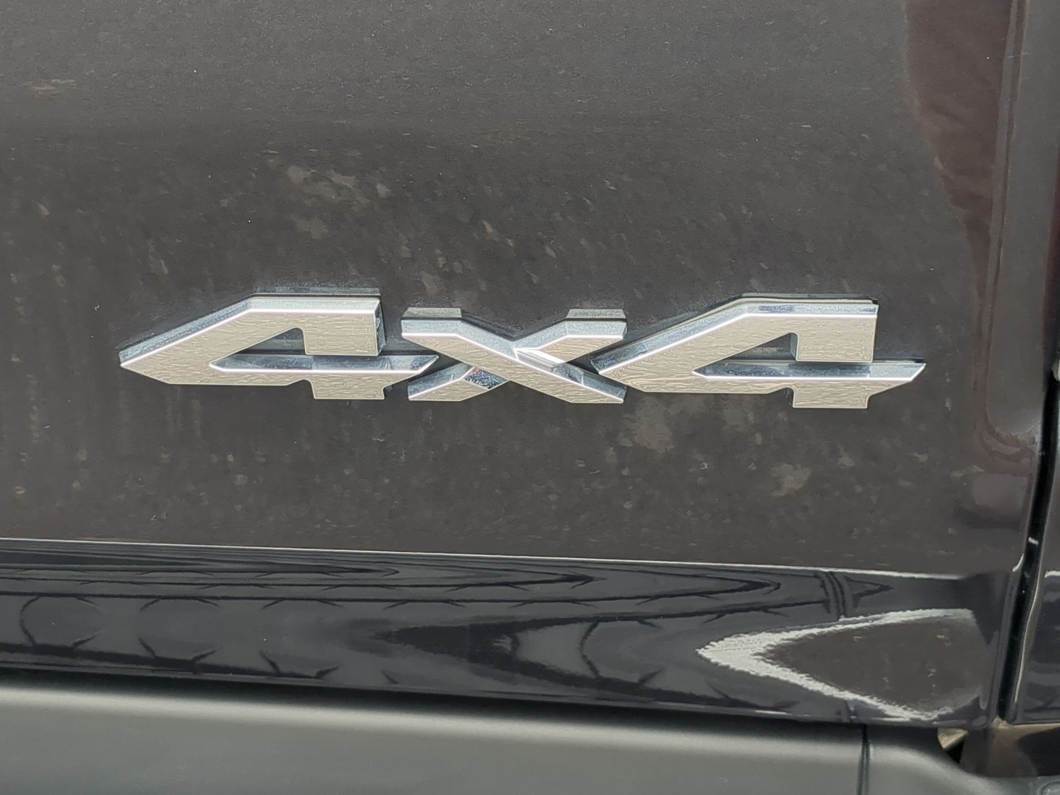 Used 2020 RAM 1500 Laramie AWD/4WD image 27