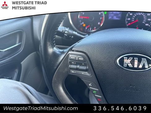 Used 2014 Kia Forte EX image 24