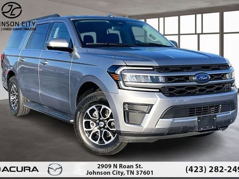 Used 2024 Ford Expedition Max XLT image 12