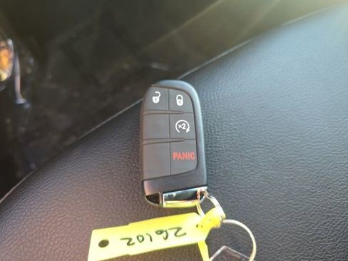 New 2026 Jeep Compass Latitude image 27