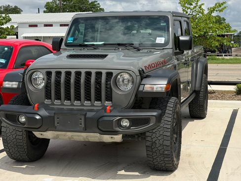 Used 2022 Jeep Gladiator Mojave w/ Trailer Tow Package AWD/4WD image 11