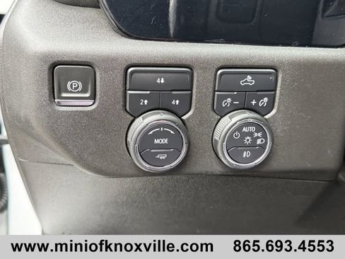 Used 2024 Chevrolet Silverado 2500 LT image 23