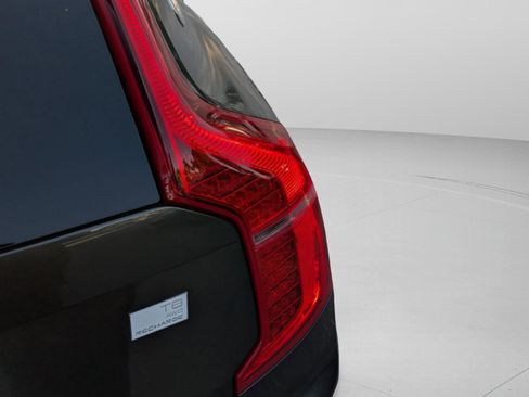 Used 2022 Volvo XC90 T8 Inscription w/ Advanced Package image 23