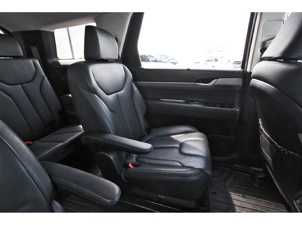 Used 2022 Hyundai Palisade SEL w/ Premium Package AWD/4WD image 13
