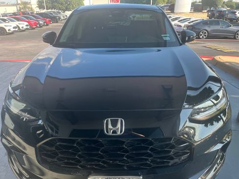 Used 2024 Honda HR-V EX-L image 2