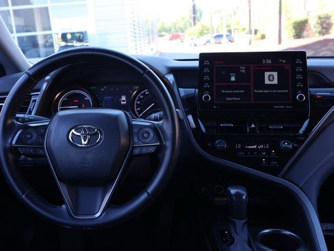 Used 2021 Toyota Camry XSE image 21