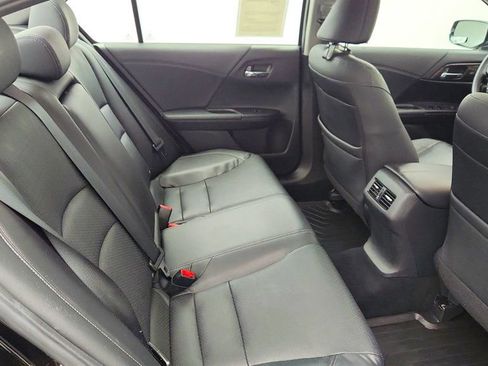 Used 2017 Honda Accord EX-L image 25