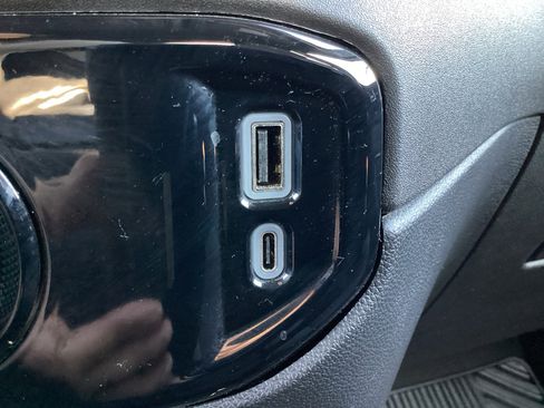 Used 2024 Chevrolet Silverado 2500 LT image 25