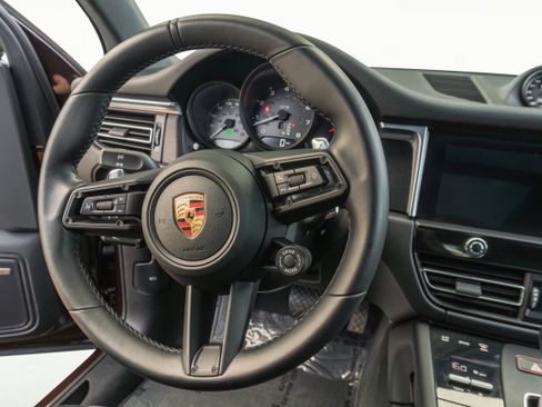 Used 2023 Porsche Macan GTS w/ Sport Chrono Package image 45