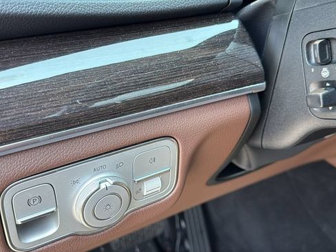Certified 2025 Mercedes-Benz GLE 350 4MATIC image 29