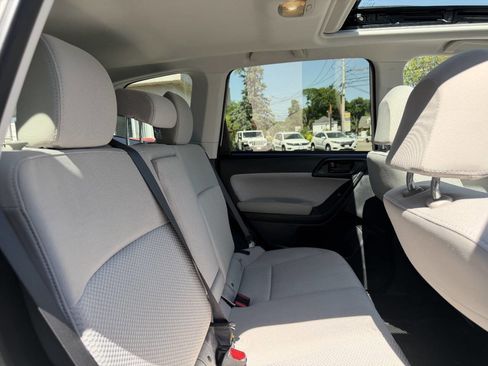 Used 2017 Subaru Forester 2.5i Premium AWD/4WD image 27