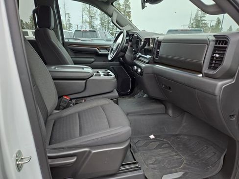 Used 2023 GMC Sierra 1500 Elevation image 39