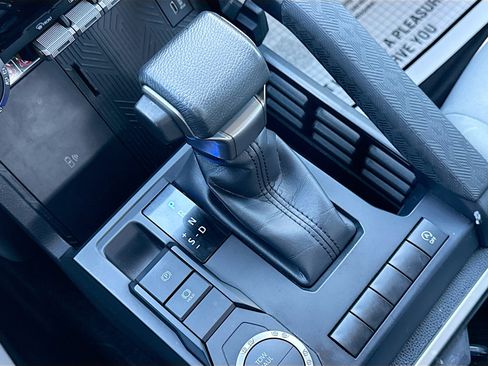 Used 2024 Toyota Tacoma SR5 w/ SR5 Upgrade Package image 25