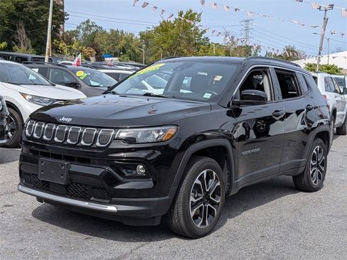 Used 2022 Jeep Compass Limited image 2