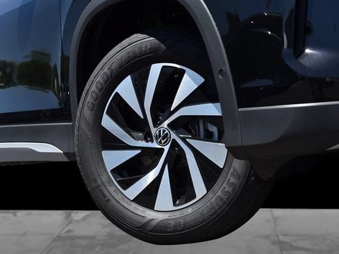 New 2026 Volkswagen Tiguan S AWD/4WD image 3