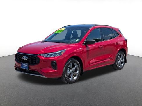 Used 2023 Ford Escape ST-Line w/ Tech Pack #1 AWD/4WD image 5