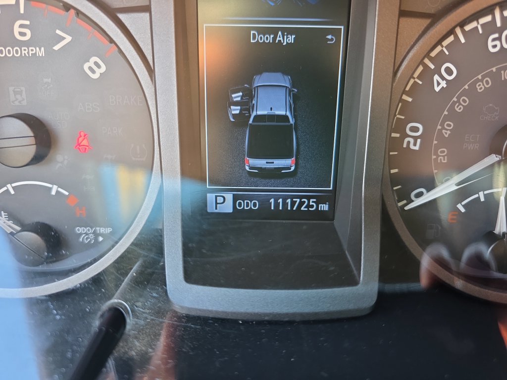 Used 2019 Toyota Tacoma TRD Off-Road w/ Technology Package AWD/4WD image 19