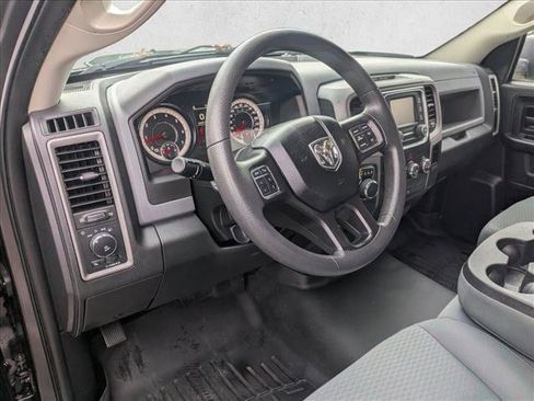 Used 2018 RAM 1500 Express image 9