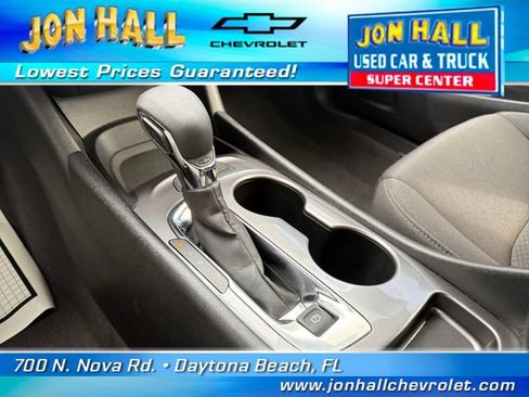 Used 2025 Chevrolet Malibu LS image 32