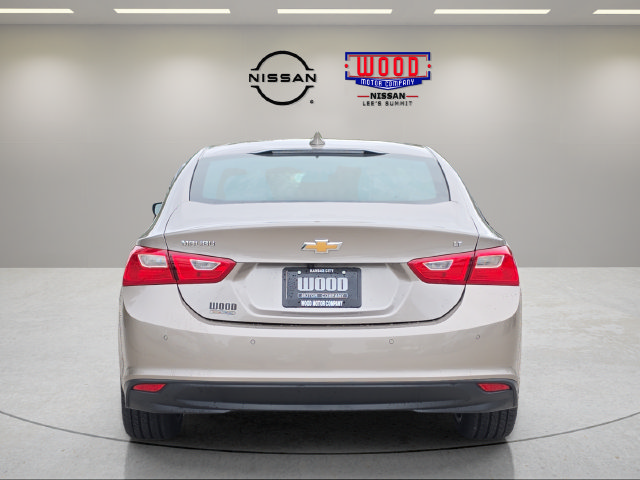 Used 2025 Chevrolet Malibu LT FWD image 3