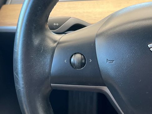 Used 2019 Tesla Model 3 Standard Range RWD image 24