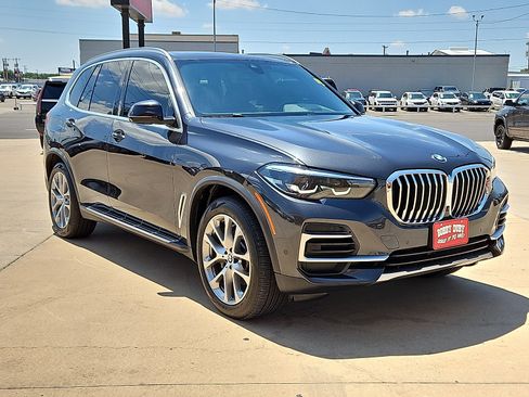Used 2023 BMW X5 xDrive40i w/ Premium Package AWD/4WD image 4