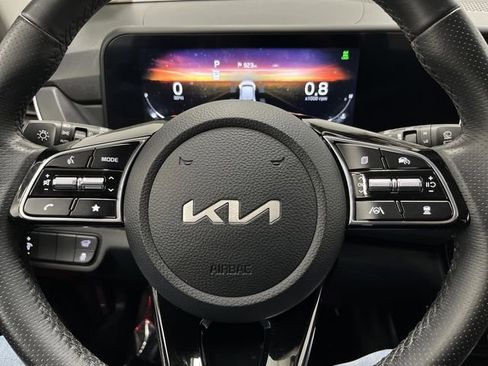 Used 2024 Kia Seltos SX w/ SX Sunroof Package image 17