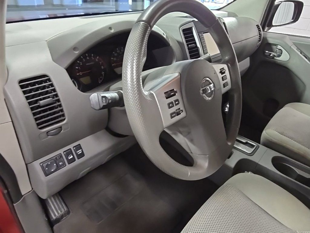 Used 2019 Nissan Frontier SV AWD/4WD image 18
