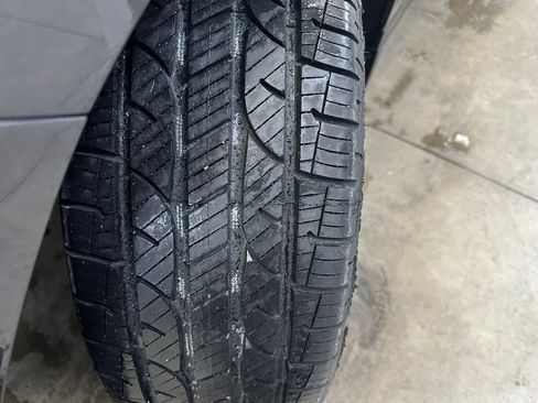 Used 2023 Chevrolet Equinox RS w/ RS Leather Package image 39