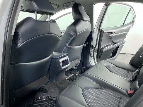 Used 2024 Toyota Camry SE FWD image 30