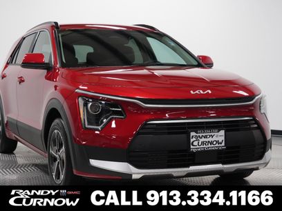 Used 2025 Kia Niro EX