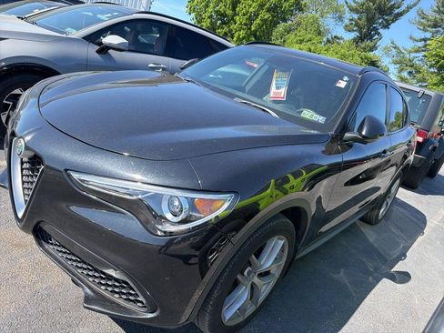 Used 2018 Alfa Romeo Stelvio Ti Sport AWD/4WD image 3