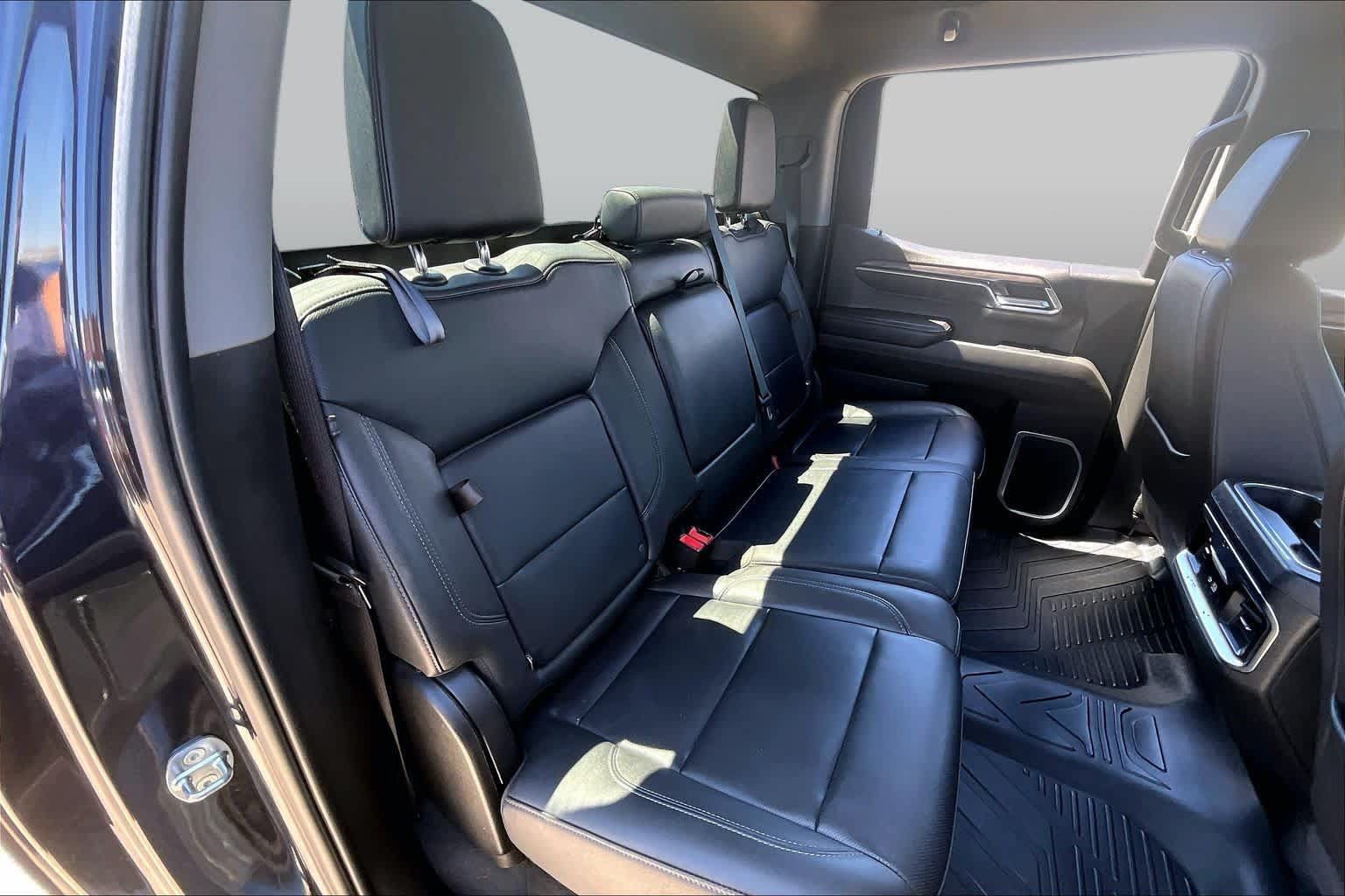 Used 2023 Chevrolet Silverado 1500 LTZ RWD image 19