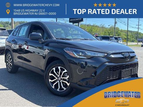 Used 2024 Toyota Corolla Cross AWD Hybrid image 1